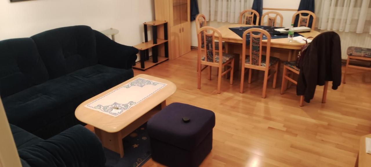 2-Room Appartment Near Westbahnhof Vienna Exterior photo